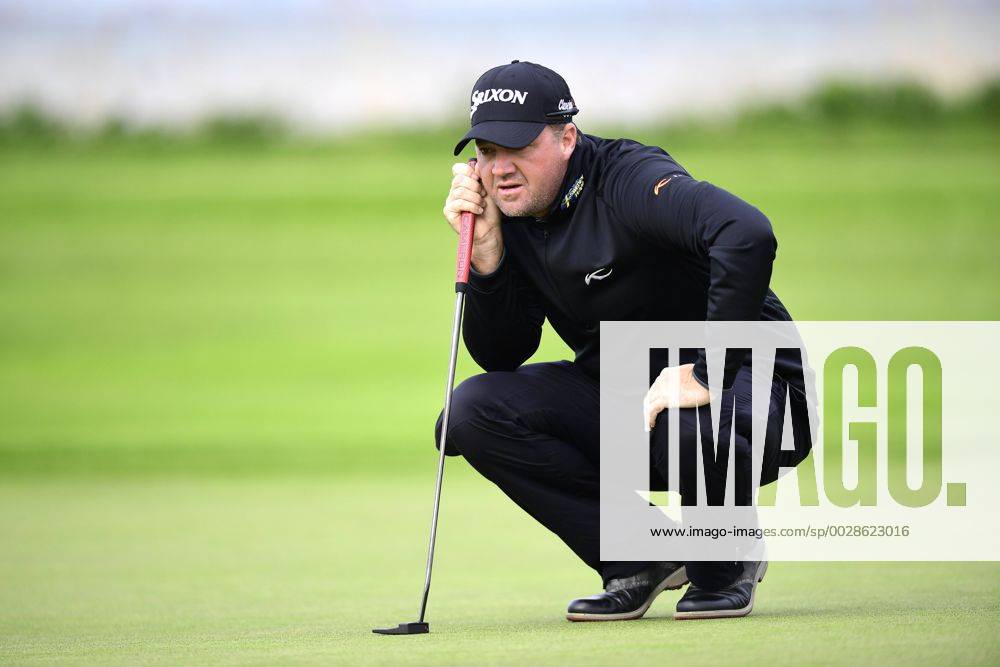 Peter Hansson, Sverige, under dag tva av golftävlingen Nordea Masters den 2 juni 2017 i Barsebäck.