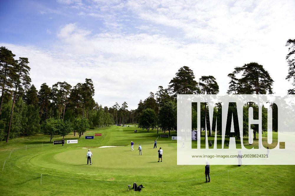 - SPORT 170602 Vy över 15e green under dag tva av golftävlingen Nordea Masters den 2 juni 2017 i Barsebäck.