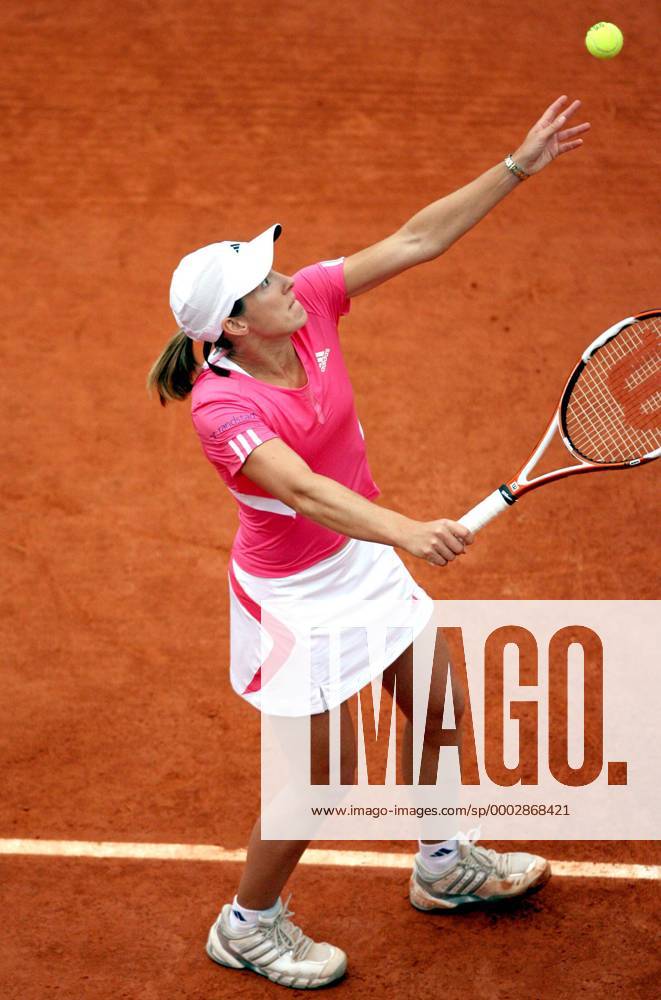 Justine Henin (Belgien) Aufschlag - (pan20498) Tennis Damen French Open 2007, Grand Slam, WTA Tour Einzelbild Roland Garros Paris Tennis Damen French Open 2007, Grand Slam, WTA Tour Einzelbild Roland Garros Paris