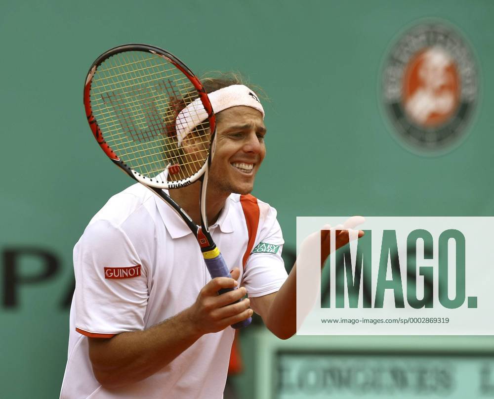 Gaston Gaudio (Argentinien) enttäuscht Tennis Herren French Open 2007, Grand Slam, ATP Tour Einzelbild Roland Garros Paris Verzweiflung Tennis Herren French Open 2007, Grand Slam, ATP Tour Einzelbild Roland Garros Paris Verzweiflung