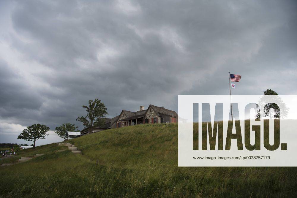 Ett oväder drar in över golfbanan Erin Hills inför golfturneringen US Open den 14 juni 2017 i Hartford.