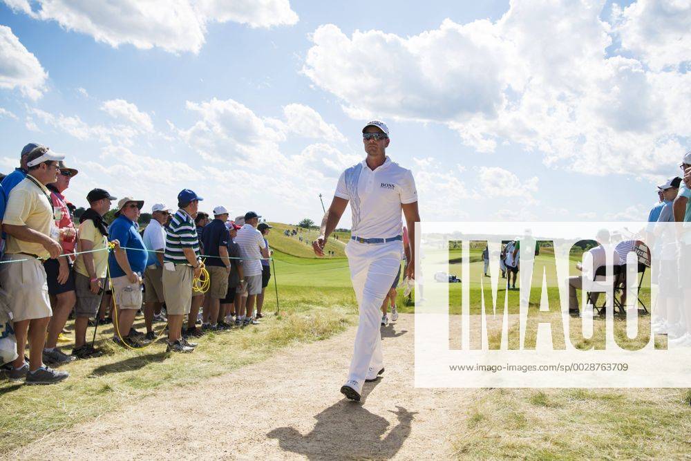 Sveriges Henrik Stenson under första omgangen i golfturneringen US Open den 15 juni 2017 i Hartford.