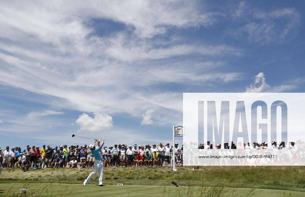 - SPORT Golf: Matsuyama at U.S. Open 1st round Japan s Hideki Matsuyama hits a tee shot on the eighth hole during the first round of the U.S. Open Championship at Erin Hills in Erin, Wisconsin, on June 15, 2017. After shooting a 2-over 74, Matsuyama sat in a tie for 82nd place.