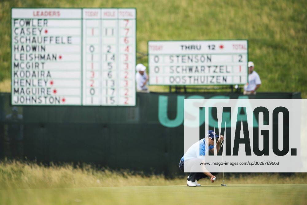 Sveriges Henrik Stenson under andra omgangen i golfturneringen US Open den 16 juni 2017 i Hartford.
