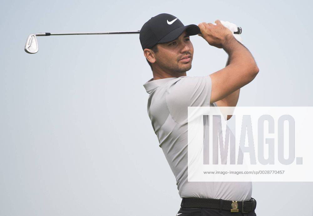 Jason Day watches his hit off the 13th tee during round 2 of the 117th U.S. Open golf tournament at Erin Hill golf course in Erin, Wisconsin on June 16, 2017. WIS20170616303 KEVINxDIETSCH