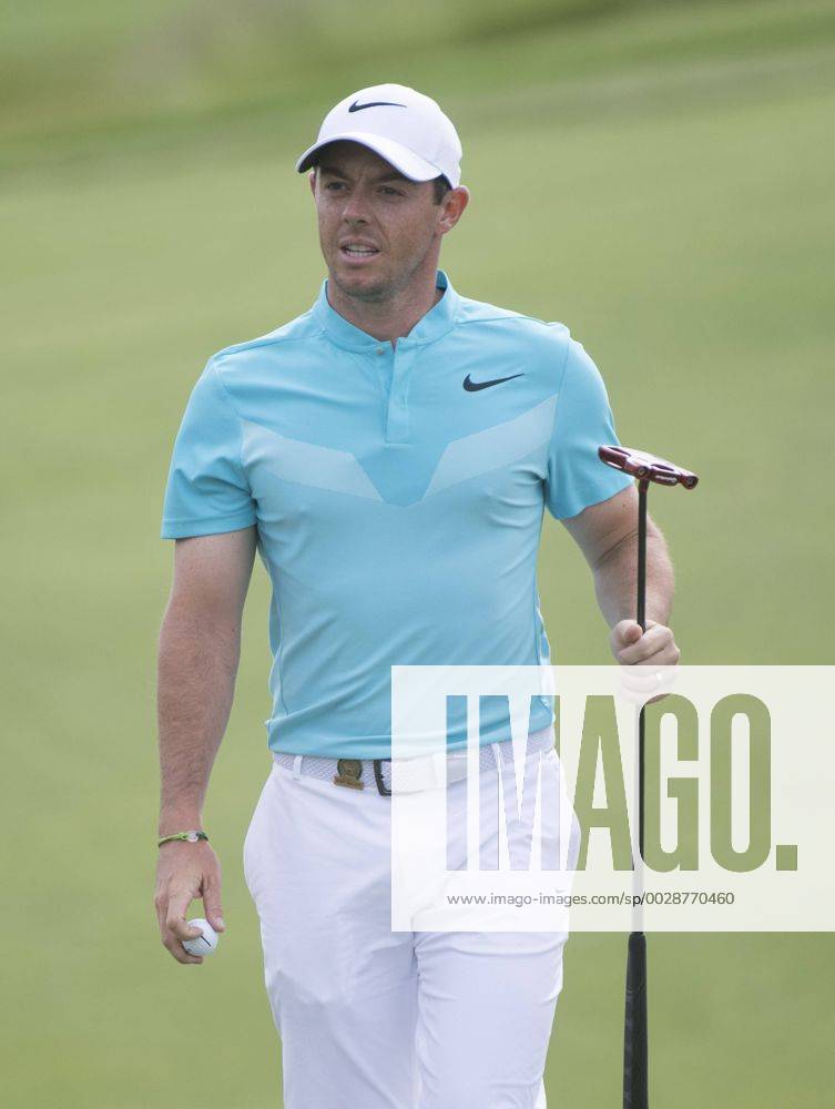 Rory McIlroy walks off the 12th green during round 2 of the 117th U.S. Open golf tournament at Erin Hill golf course in Erin, Wisconsin on June 16, 2017. WIS20170616306 KEVINxDIETSCH