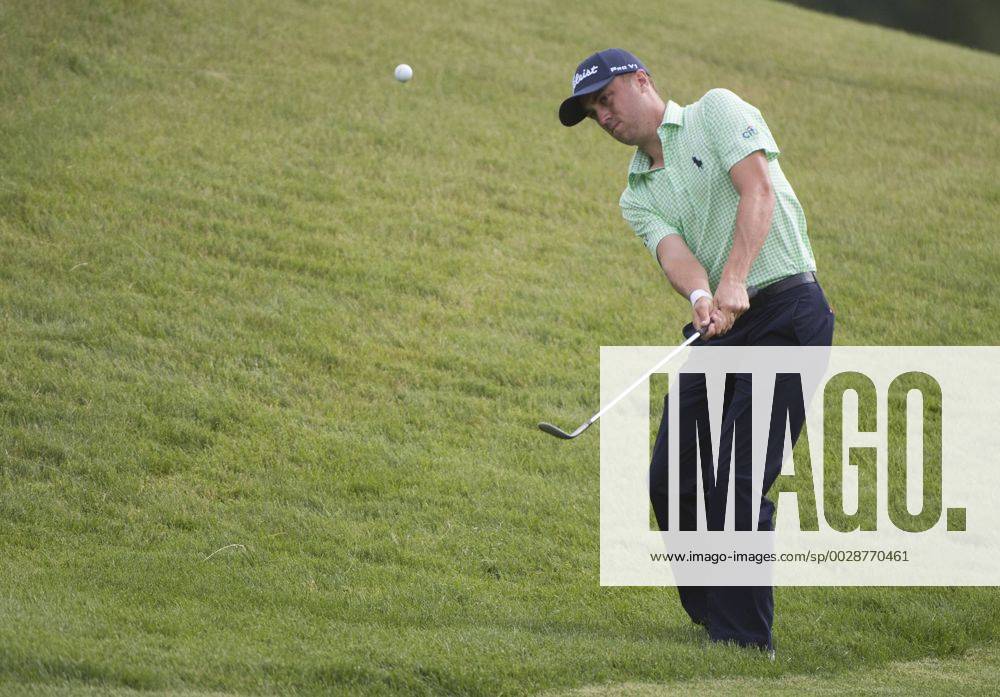 Justin Thomas 12th hole during round 2 of the 117th U.S. Open golf tournament at Erin Hill golf course in Erin, Wisconsin on June 16, 2017. WIS20170616309 KEVINxDIETSCH