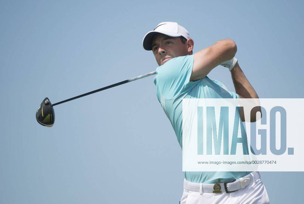 Rory McIlroy watches his drive off the 18th tee during round 2 of the 117th U.S. Open golf tournament at Erin Hill golf course in Erin, Wisconsin on June 16, 2017. WIS20170616322 KEVINxDIETSCH
