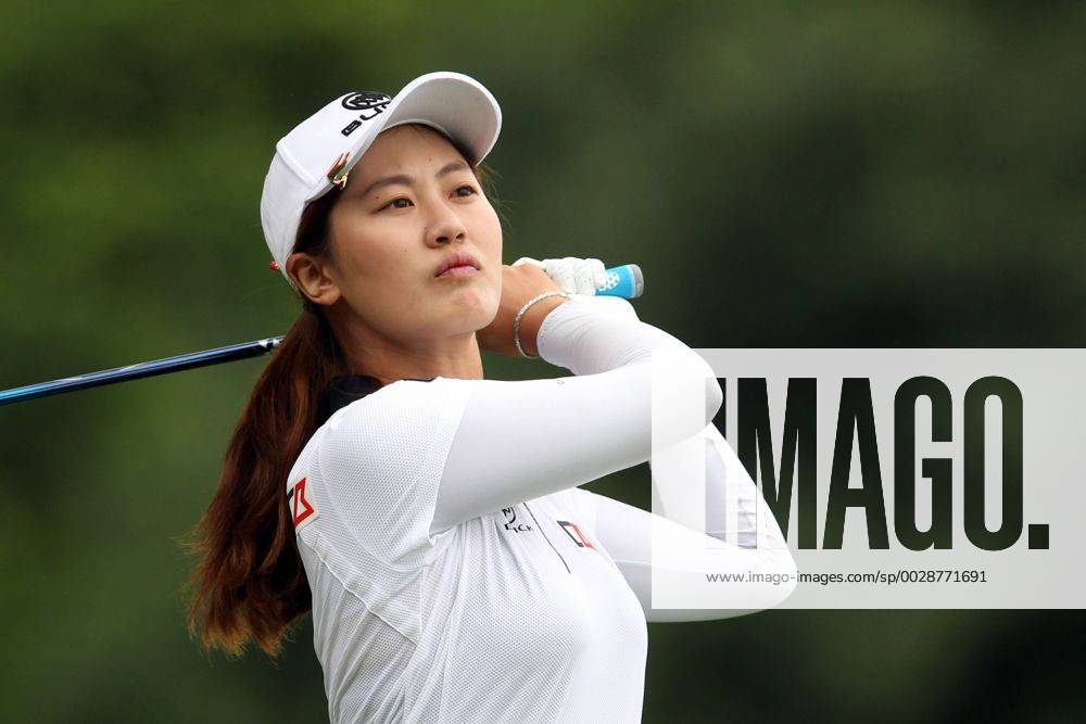 Belmont, Michigan, United States - Xiyu Lin of China follows her shot from the 5th tee down the fairway during the second round of the Meijer LPGA Golf Damen Classic golf tournament at Blythefield Country Club in Belmont, MI, USA Friday, June 16, 2017. Meijer LPGA Classic - Round Two - ZUMAn230 20170616_zaa_n230_463