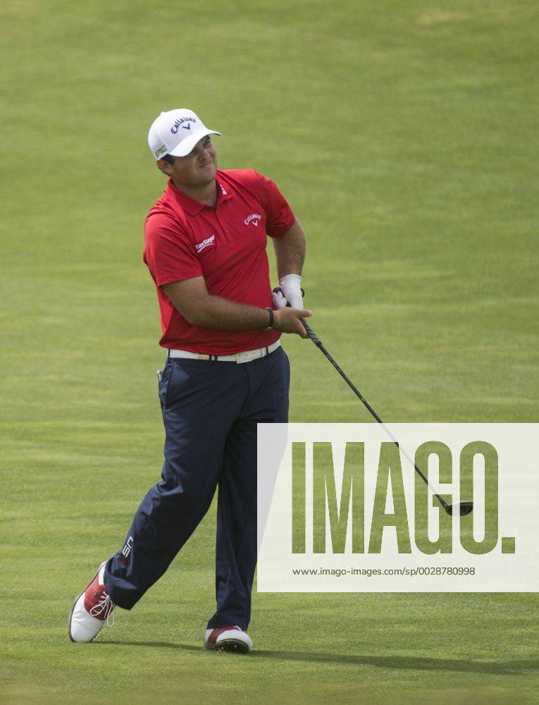 Patrick Reed hits his approach shot on the 18th fairway during round 3 of the 117th U.S. Open golf tournament at Erin Hill golf course on June 17, 2017 in Erin, Wisconsin. WIS20170617307 KEVINxDIETSCH