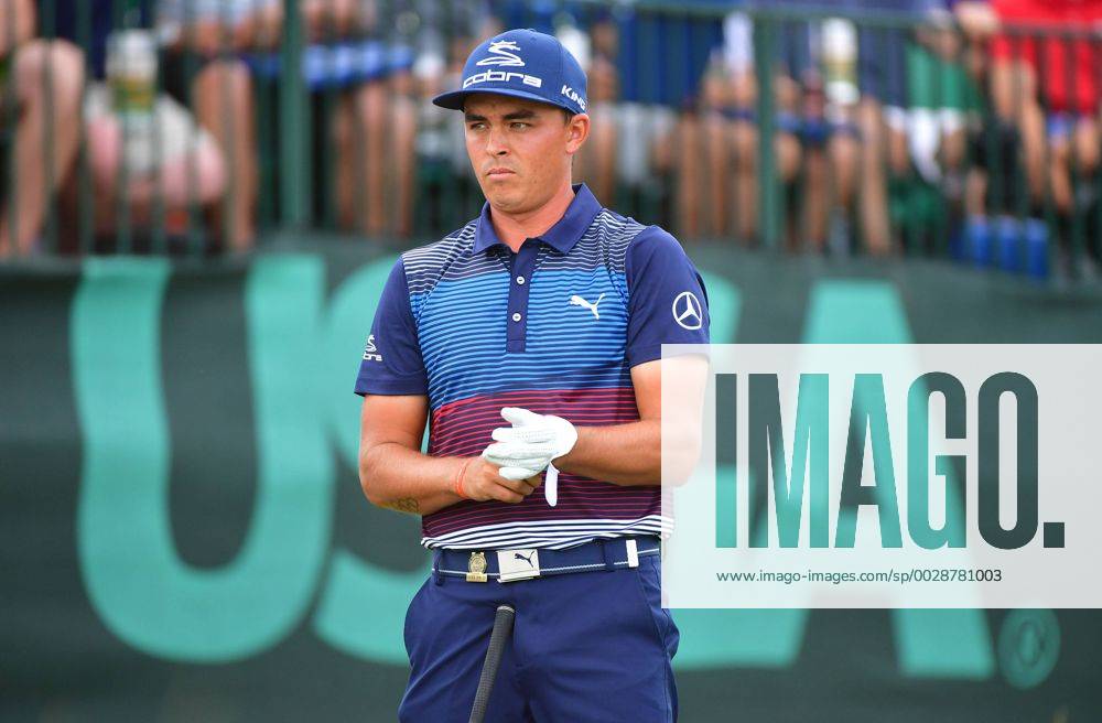Rickie Fowler prepares to hit off the 1st tee during round 3 of the 117th U.S. Open golf tournament at Erin Hill golf course on June 17, 2017 in Erin, Wisconsin. WIS20170617314 KEVINxDIETSCH