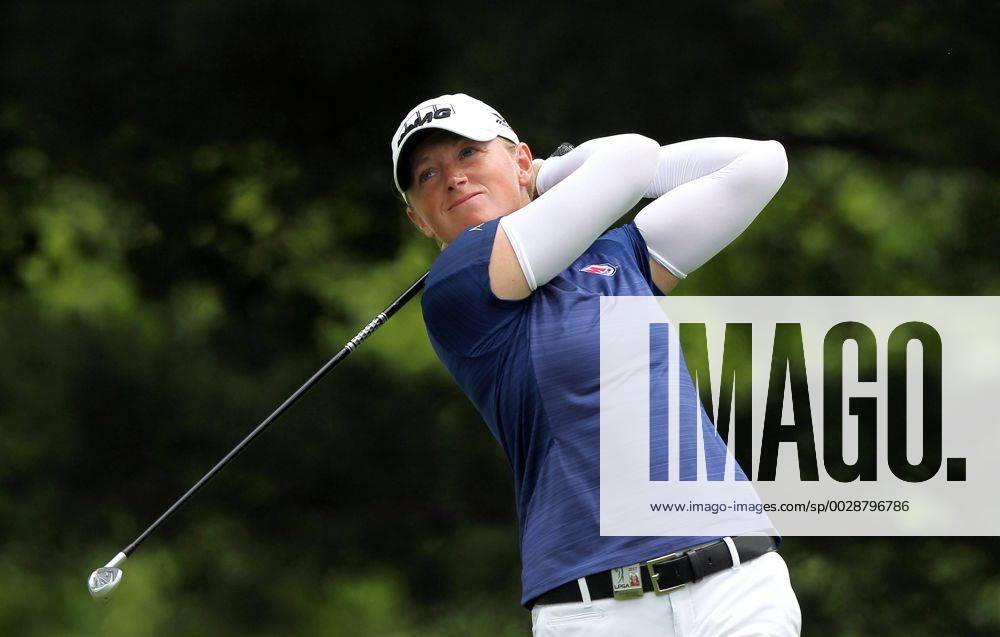 Belmont, Michigan, United States - Stacy Lewis of the United States follows her tee shot on the second tee during the final round of the Meijer LPGA Golf Damen Classic golf tournament at Blythefield Country Club in Belmont, MI, USA Sunday, June 18, 2017. Meijer LPGA Classic - Final Round - ZUMAn230 20170618_zaa_n230_782