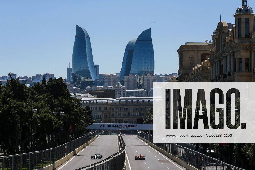 Motorsports: FIA Formula One World Championship WM Weltmeisterschaft 2017, Grand Prix of Europe, 44 Lewis Hamilton (GBR, Mercedes AMG Petronas Formula One Team), Baku Azerbaijan ZWEIx