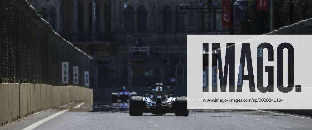Motorsports: FIA Formula One World Championship WM Weltmeisterschaft 2017, Grand Prix of Europe, 44 Lewis Hamilton (GBR, Mercedes AMG Petronas Formula One Team), Baku Azerbaijan ZWEIx