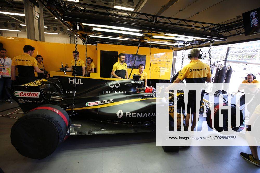 - SPORT Azerbaijan Grand Prix, Baku 22 - 25 June 2017 24.06.2017 - Free Practice 3, Nico Hulkenberg (GER) Renault F1 Team RS17