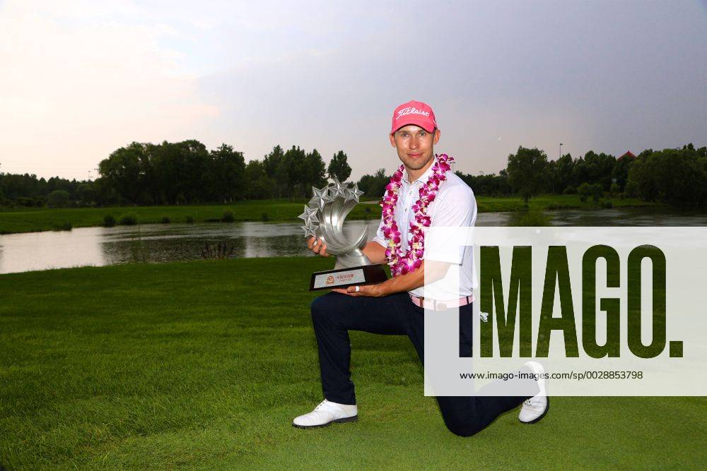Bryden Macpherson of Australia poses with his trophy after winning the final round of 2017 the Fragrant Hills International Beijing Open golf tournament in Beijing, China, 25 June 2017. Australian golfer Bryden Macpherson ranked the top on the China Tour Order of Merit this week when the second event of the newly formed circuit s 2017 season gets underway in Beijing. The Tour recently cut ties with the PGA Golf Herren TOUR and is now run by the China Golf Association with ties to both the European and Asian Tours. The Fragrant Hills International Beijing Open, which is the second stop on the China Tour, is set to welcome 141 players from 17 countries when it tees off from June 22-25. Bryden Macpherson titles Fragrant Hills International Beijing Open 20170625_82722
