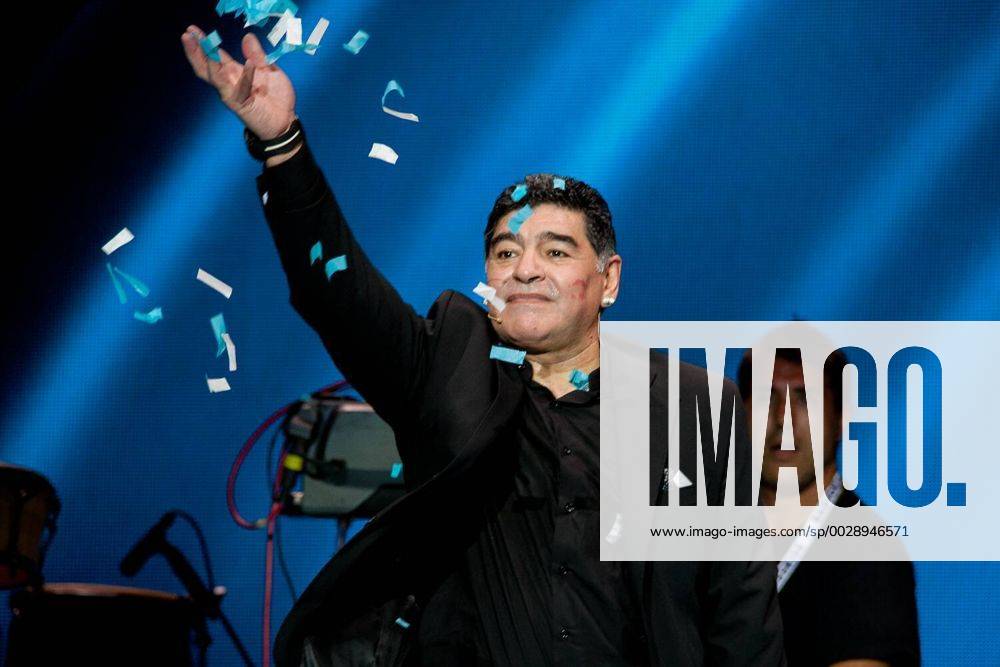 Naples, Italy - Former Napoli player Diego Armando Maradona receiving the honorary citizenship of Naples at Piazza del Plebiscito in Naples, Italy on July 05, 2017. Diego Armando Maradona honorary citizen of Naples - ZUMAn230 20170705_zaa_n230_501