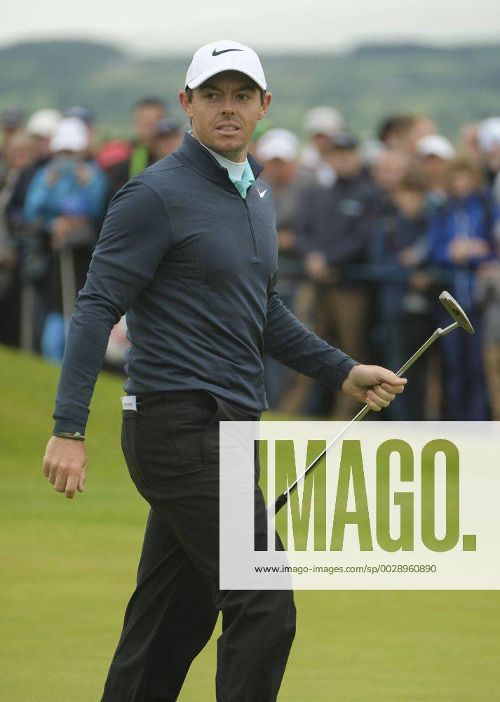 July 7th 2017, Portstewart Golf Club, Portstewart, Northern Ireland; Dubai Duty Free Irish Open Golf Championship, Day 2; Rory McIlroy (NIR) walks from the 18th green during the second round of the Dubai Duty Free Irish Open Cookex ActionPlus11898563