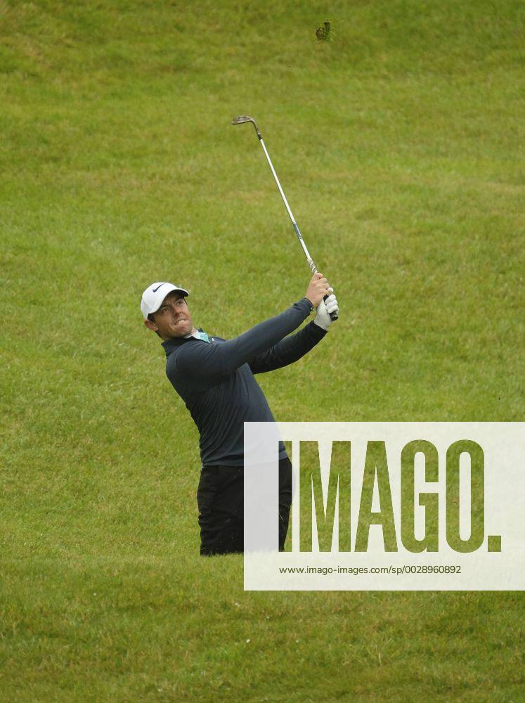 July 7th 2017, Portstewart Golf Club, Portstewart, Northern Ireland; Dubai Duty Free Irish Open Golf Championship, Day 2; Rory McIlroy (NIR) hits his second shot to the 8th green during the second round of the Dubai Duty Free Irish Open Cookex ActionPlus11898565
