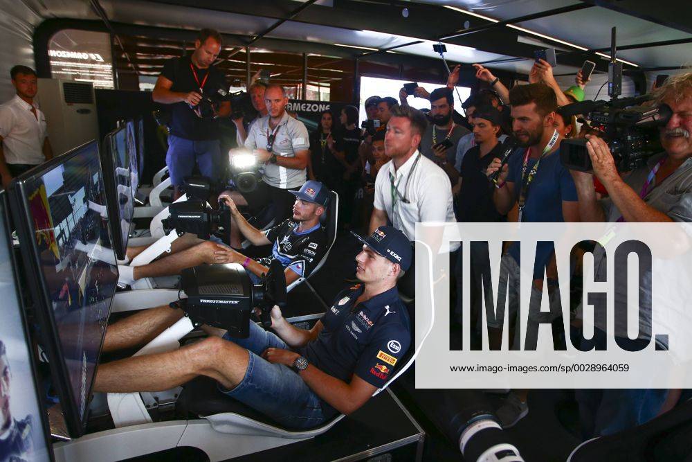 FORMULA 1 - GP of Austria 2017 SPIELBERG,AUSTRIA,07.JUL.17 - MOTORSPORTS, FORMULA 1 - Grand Prix of Austria, Red Bull Ring, free practice. Image shows Max Verstappen (NED Red Bull Racing) and Red Bull eGamer hakkiJunior Erik Lestach. GEPAxpictures Roittner