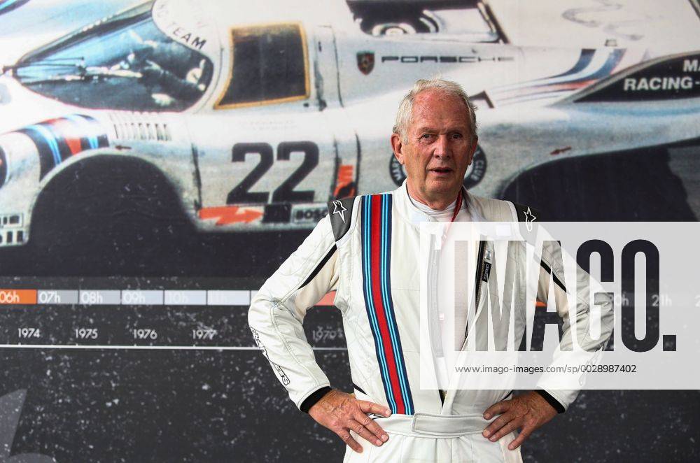 FORMULA 1 - GP of Austria 2017 SPIELBERG,AUSTRIA,09.JUL.17 - MOTORSPORTS, FORMULA 1 - Grand Prix of Austria, Red Bull Ring, legends parade. Image shows motorsport consultant Helmut Marko (Red Bull). GEPAxpictures xDanielxGoetzhaber