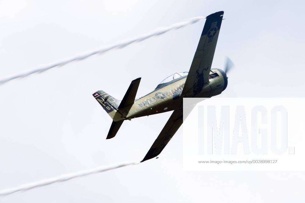 MOTORSPORTS - The Flying Bulls Air Show SPIELBERG,AUSTRIA,09.JUL.17 - MOTORSPORTS - The Flying Bulls Air Show. Image shows a plane. GEPAxpictures Klansek