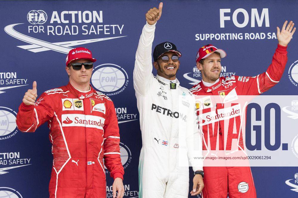 Motorsports: FIA Formula One World Championship WM Weltmeisterschaft 2017, Grand Prix of Great Britain, 7 Kimi Raikkonen (FIN, Scuderia Ferrari), 44 Lewis Hamilton (GBR, Mercedes AMG Petronas F1 Team), 5 Sebastian Vettel (GER, Scuderia Ferrari), Silverstone Great Britain ZWEIx