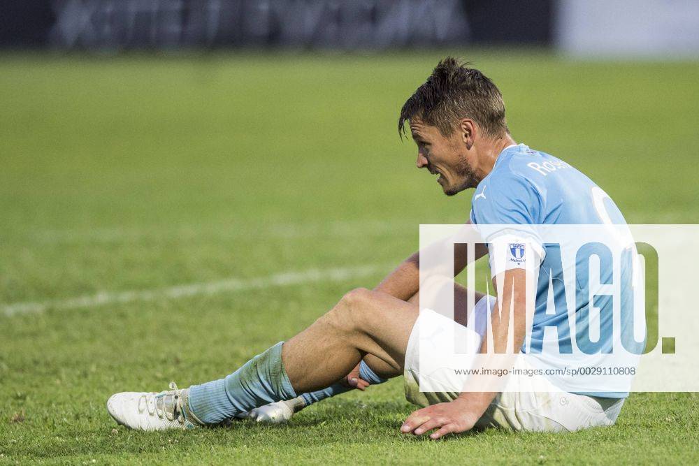 Malmö FFs Markus Rosenberg deppar efter fotbollsmatchen mellan Vardar och Malmö FF i kvalet till Champions League den 18 juli 2017 i Strumica.