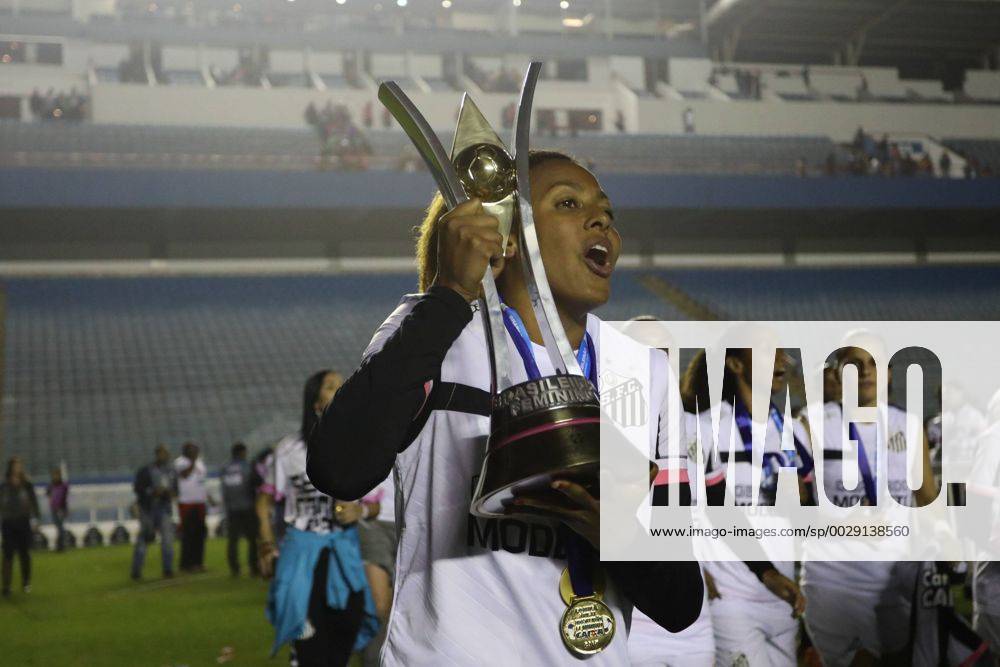 Corinthians x Santos BARUERI, SP - 20.07.2017: CORINTHIANS X SANTOS - Celebration of Santos players of the title of Brazilian Female Champion A-1 after the end of the match between Corinthians and Santos held at Arena Barueri, located in Barueri, SP. The match is valid for the second match of the final of the Brazilian Women& 39;s Chamshonship Series A-1. (Photo: Ricardo Moreira Fotoarena) x1360503x RicardoxMoreira