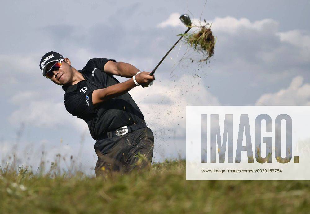 Golf: Matsuyama 7 back going into final round of British Open Hideki Matsuyama of Japan hits his second shot on the 16th hole during the third round of the British Open at Royal Birkdale Golf Club in Southport, England, on July 22, 2017. Matsuyama shot a 4-under 66 to sit in a tie for fifth at 4 under for the tournament, seven strokes behind leader Jordan Spieth of the United States.