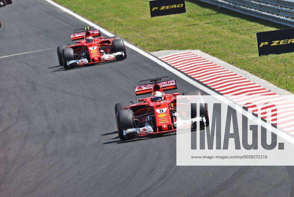 Start Formel1, vorne weg Sebastian Vettel, dahinter Kimi Raikkonen, Motorsport, Grosser Preis von Ungarn 2017,Fahrerlager, Motorsport, Formel 1, 30.07.2017, Budapest