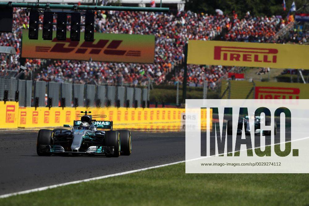 Hungarian Grand Prix, Hungaroring 27 - 30 July 2017 30.07.2017 - Race, Valtteri Bottas (FIN) Mercedes AMG F1 W08 and Lewis Hamilton (GBR) Mercedes AMG F1 W08