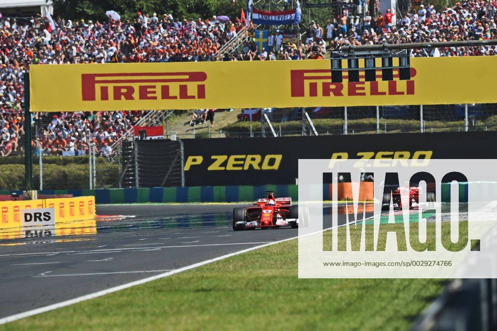 Finale, Sieger Sebastian Vettel, dahinter Kimi Raikkonen, Motorsport, Grosser Preis von Ungarn 2017,Fahrerlager, Motorsport, Formel 1, 30.07.2017, Budapest