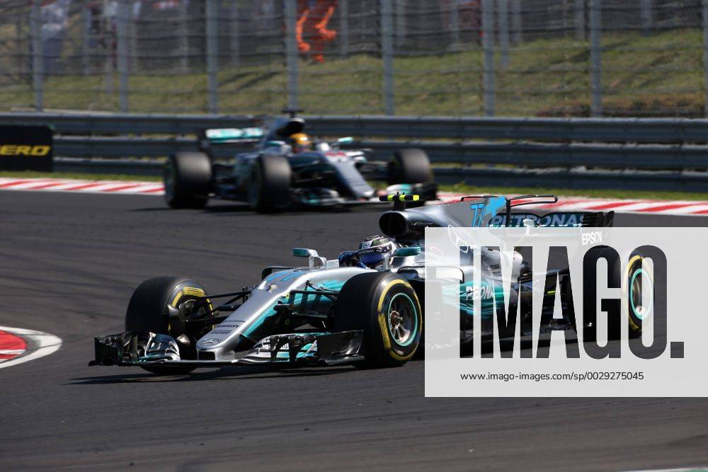 Hungarian Grand Prix, Hungaroring 27 - 30 July 2017 30.07.2017 - Race, Valtteri Bottas (FIN) Mercedes AMG F1 W08 leads Lewis Hamilton (GBR) Mercedes AMG F1 W08