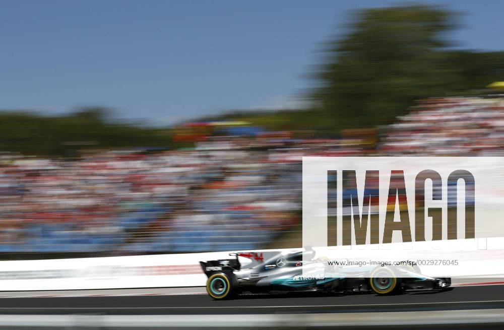 Motorsports: FIA Formula One World Championship WM Weltmeisterschaft 2017, Grand Prix of Hungary, 44 Lewis Hamilton (GBR, Mercedes AMG Petronas F1 Team), Budapest Hungary ZWEIx