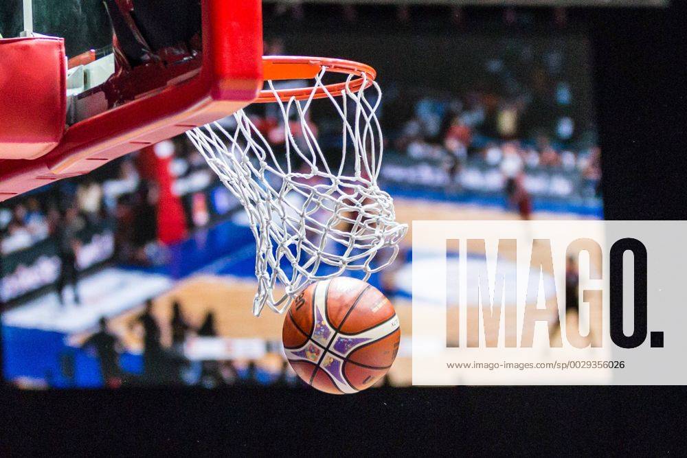 Korb im Netz; Symbolbild, Basketball, Männer, Testspiel, Deutschland - Belgien,