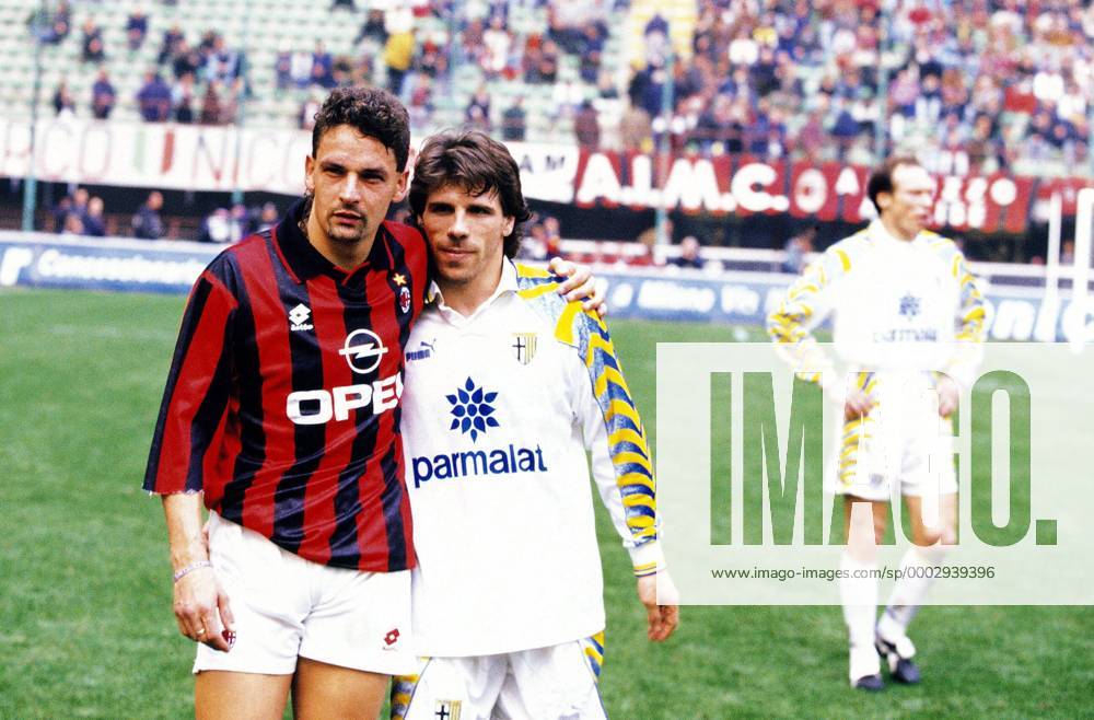 Roberto Baggio (AC Mailand, li.) und Gianfranco Zola (Parma) - (2004032418091233) Fußball Herren Serie A 1995 1996, 1. Italienische Liga, AC Mailand - AC Parma 3:0, Milan Gruppe Mailand Harmonie, Fußball Herren Serie A 1995 1996, 1. Italienische Liga, AC Mailand - AC Parma 3:0, Milan Gruppe Mailand Harmonie,