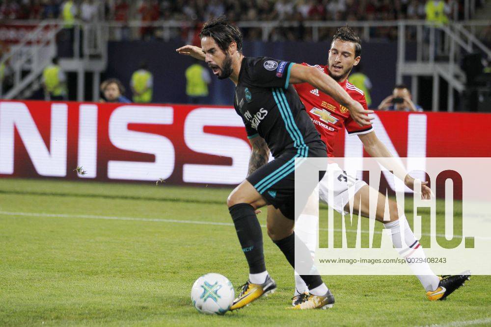 Final de la Supercopa de Europa entre el Real Madrid y el Manchester United ManU En la imagen, Isco y Matteo Darmian. 2017 UEFA Super Cup final match between Real Madrid and Manchester United. In this picture, Isco and Matteo Darmian. xÃngelxRiverox