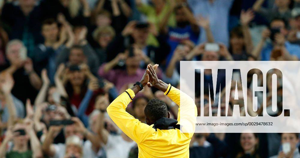(170814) -- LONDON, Aug. 14, 2017 -- Usain Bolt of Jamaica waves to the spectators on Day 10 of the 2017 IAAF World Championships at London Stadium in London, Britain, on Aug. 13, 2017. ) (SP)BRITAIN-LONDON-ATHLETICS-IAAF-WORLD CHAMPIONSHIPS-DAY 10 WangxLili