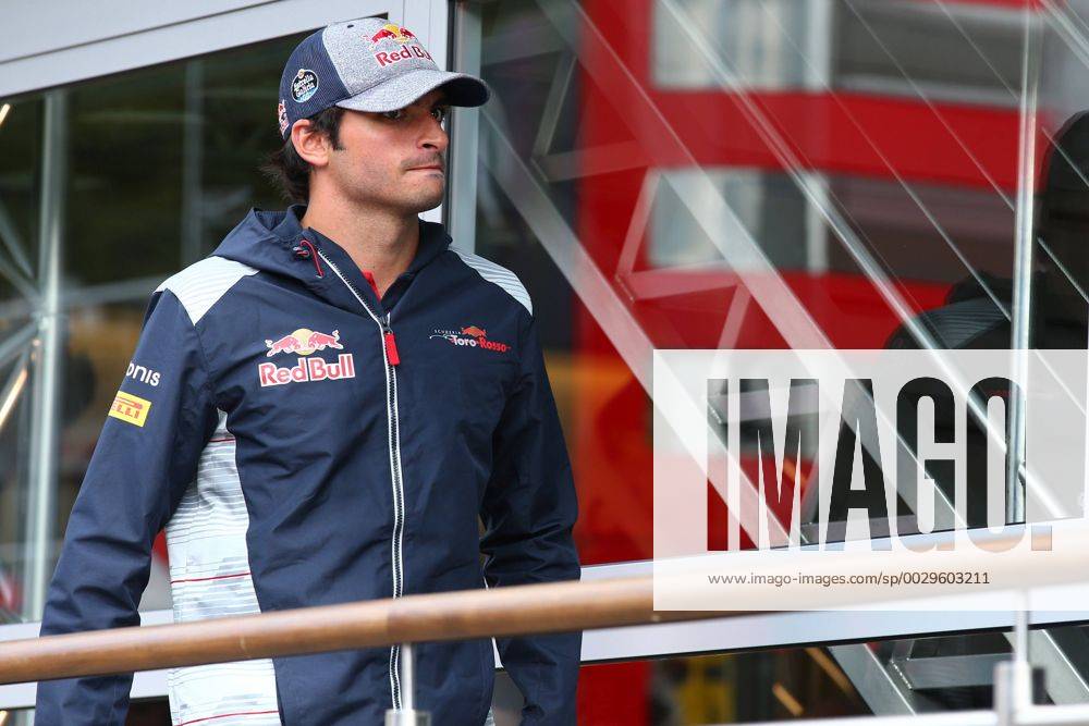 Carlos Sainz Jr (ESP) Scuderia Toro Rosso STR12 Belgian Grand Prix, Spa-Francorchamps 24 - 27 August 2017 24.08.2017 - Carlos Sainz Jr (ESP) Scuderia Toro Rosso STR12