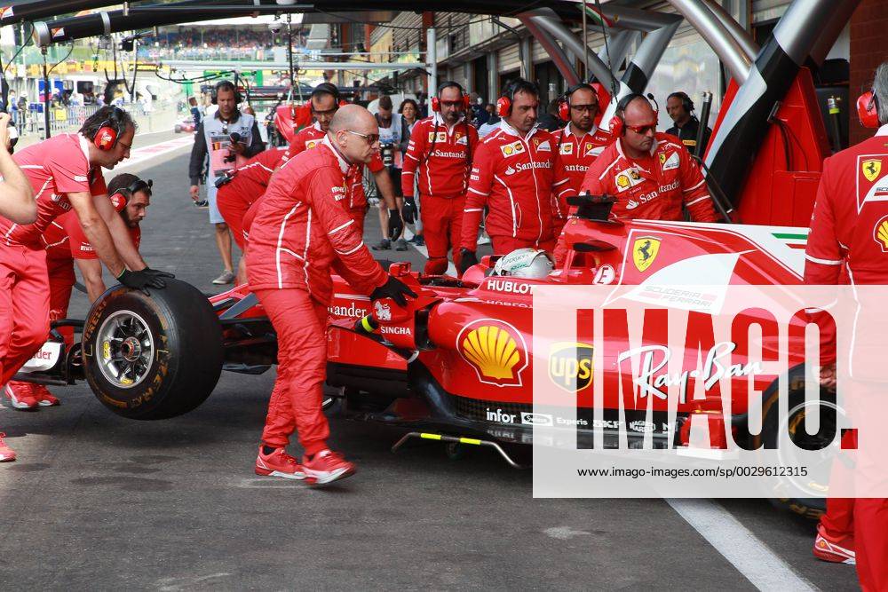 Free Practice 1, Sebastian Vettel (GER) Scuderia Ferrari SF70H Belgian Grand Prix, Spa-Francorchamps 24 - 27 August 2017 25.08.2017 - Free Practice 1, Sebastian Vettel (GER) Scuderia Ferrari SF70H