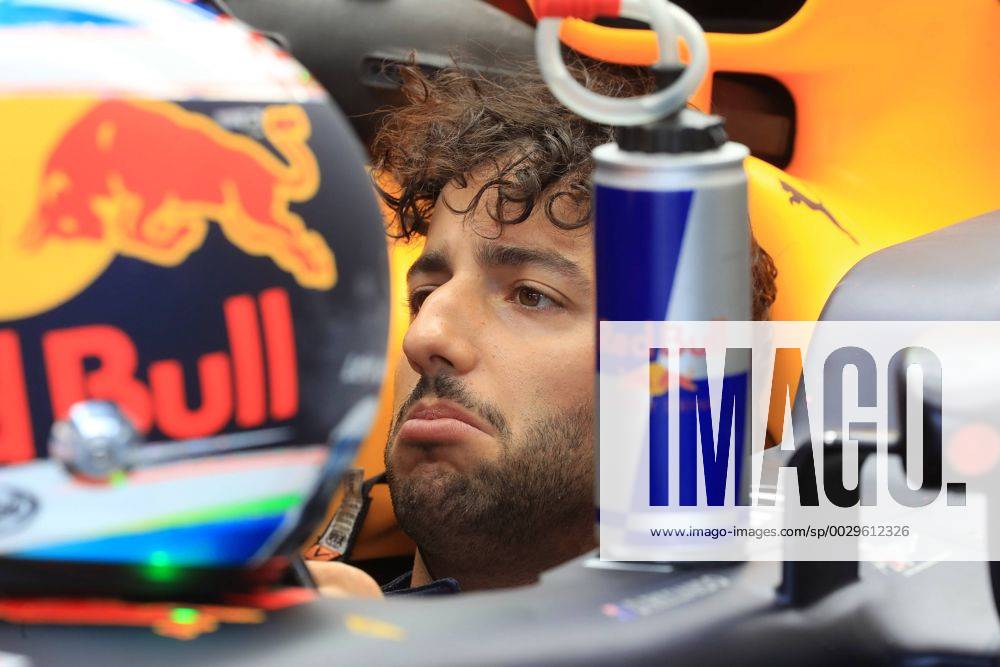 Free Practice 1, Daniel Ricciardo (AUS) Red Bull Racing RB13 Belgian Grand Prix, Spa-Francorchamps 24 - 27 August 2017 25.08.2017 - Free Practice 1, Daniel Ricciardo (AUS) Red Bull Racing RB13