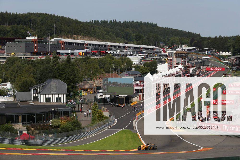 Free Practice 1, Nico Hulkenberg (GER) Renault F1 Team RS17 Belgian Grand Prix, Spa-Francorchamps 24 - 27 August 2017 25.08.2017 - Free Practice 1, Nico Hulkenberg (GER) Renault Sport F1 Team RS17