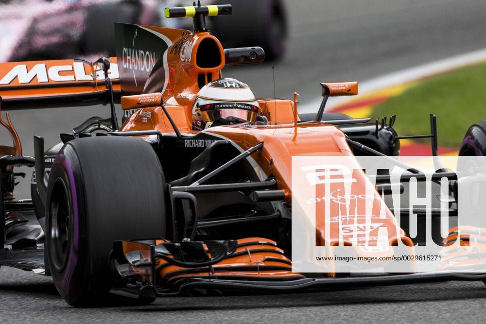 Spa, Belgium - 02 VANDOORNE Stoffel from Belgium of McLaren Honda during the Formula One Belgian Grand Prix at Circuit de Spa-Francorchamps on August 25, 2017 in Spa, Belgium. F1 Grand Prix of Belgium - Practice - ZUMAn230 20170825_zaa_n230_186