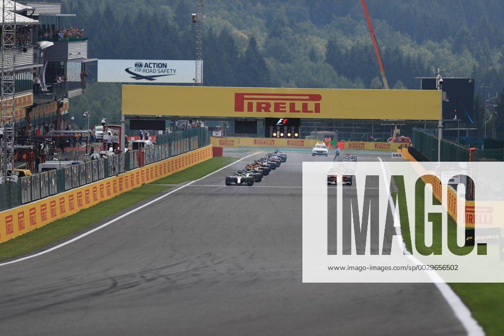 27th August 2017, Circuit de Spa-Francorchamps, Belgium; Belgium Grand Prix, Race Day; Lewis Hamilton - Mercedes AMG Petronas F1 W08 EQ Energy+ leads the race start at Spa xOctanex ActionPlus11922304