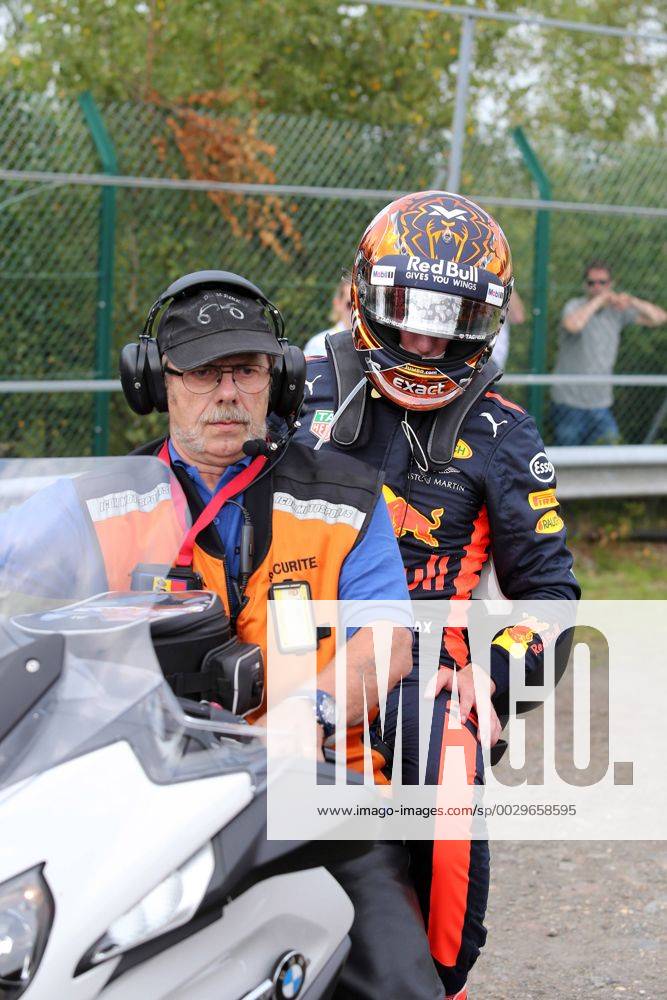 Race, Max Verstappen (NED) Red Bull Racing RB13 retires from the race Belgian Grand Prix, Spa-Francorchamps 24 - 27 August 2017 27.08.2017 - Race, Max Verstappen (NED) Red Bull Racing RB13 retires from the race