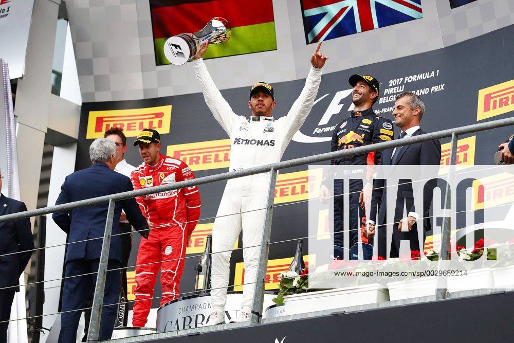 Podium mit Lewis Hamilton (Mercedes AMG Petronas Formula One Team), Sebastian Vettel (Scuderia Ferrari) und Daniel Ricciardo (Red Bull Racing), Grosser Preis von Belgien 2017, Rennen, Motorsport, Formel 1, 27.08.2017, Spa Francorchamps