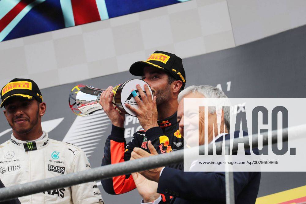 Race, 3rd place Daniel Ricciardo (AUS) Red Bull Racing RB13 Belgian Grand Prix, Spa-Francorchamps 24 - 27 August 2017 27.08.2017 - Race, 3rd place Daniel Ricciardo (AUS) Red Bull Racing RB13