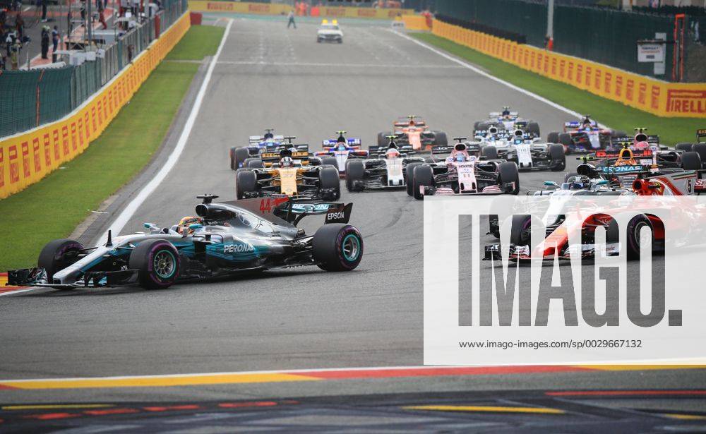 Spa 27 08 2017 Formule 1 GP F1 Belgique Dimanche Course Hamilton N∞44 Merceds-Vettel N∞5 Ferrari FORMULE 1 : Grand Prix de Belgique - Course - Spa-Francorchamps - 27 08 2017 PHOTONEWS PANORAMIC wo