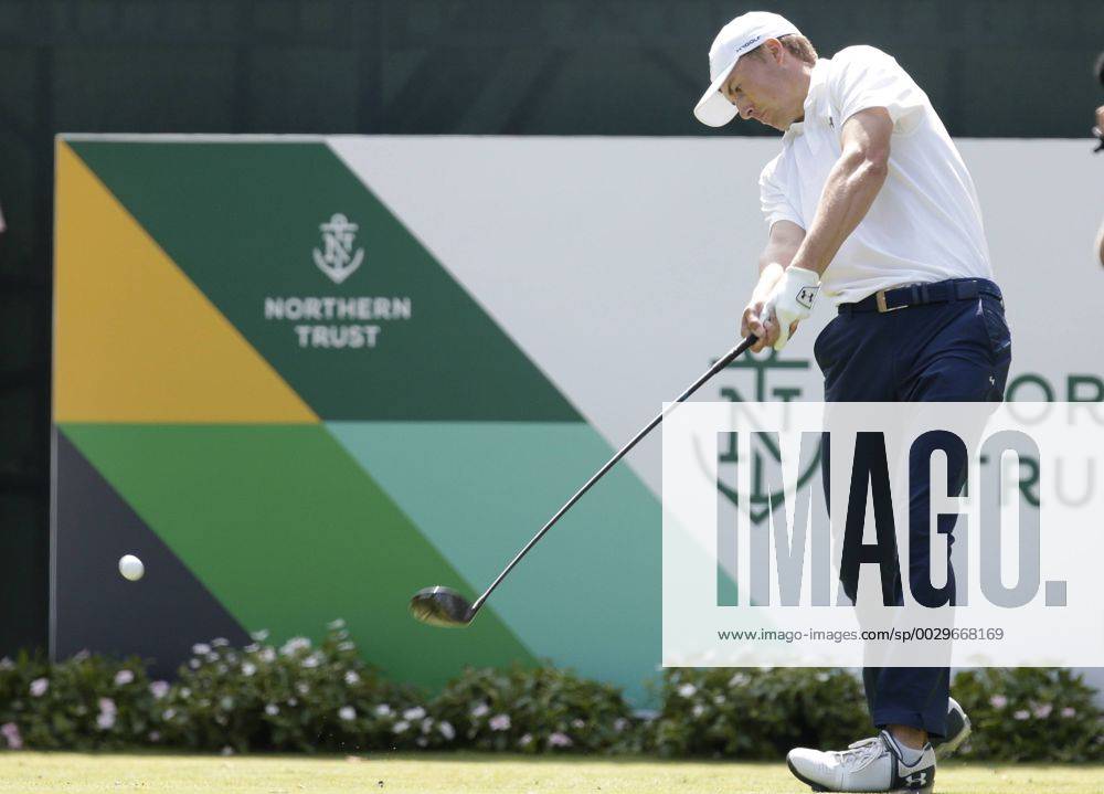 Jordan Spieth hits his tee shot on the first hole in the final round of The Northern Trust golf championship at the Glen Oaks Club in Old Westbury, New York on August 27, 2017. Glen Oaks Club is hosting THE NORTHERN TRUST for the first time. NYP20170827104 JOHNxANGELILLO